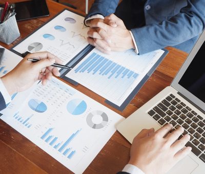 business consulting businessman meeting brainstorming report project analyze